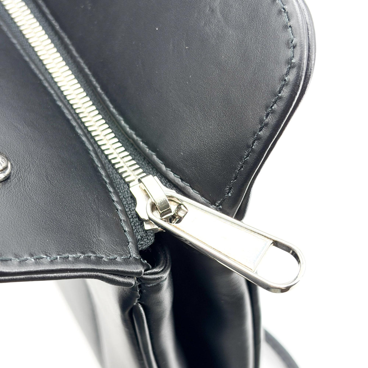 Gucci Petite GG Quilted Leather, Black, Leather, Tote Bag