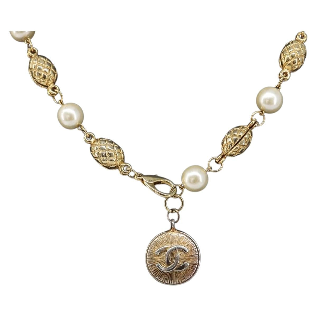 Chanel CC Necklace Faux Pearl and Metal, Gold, Metal, Necklace