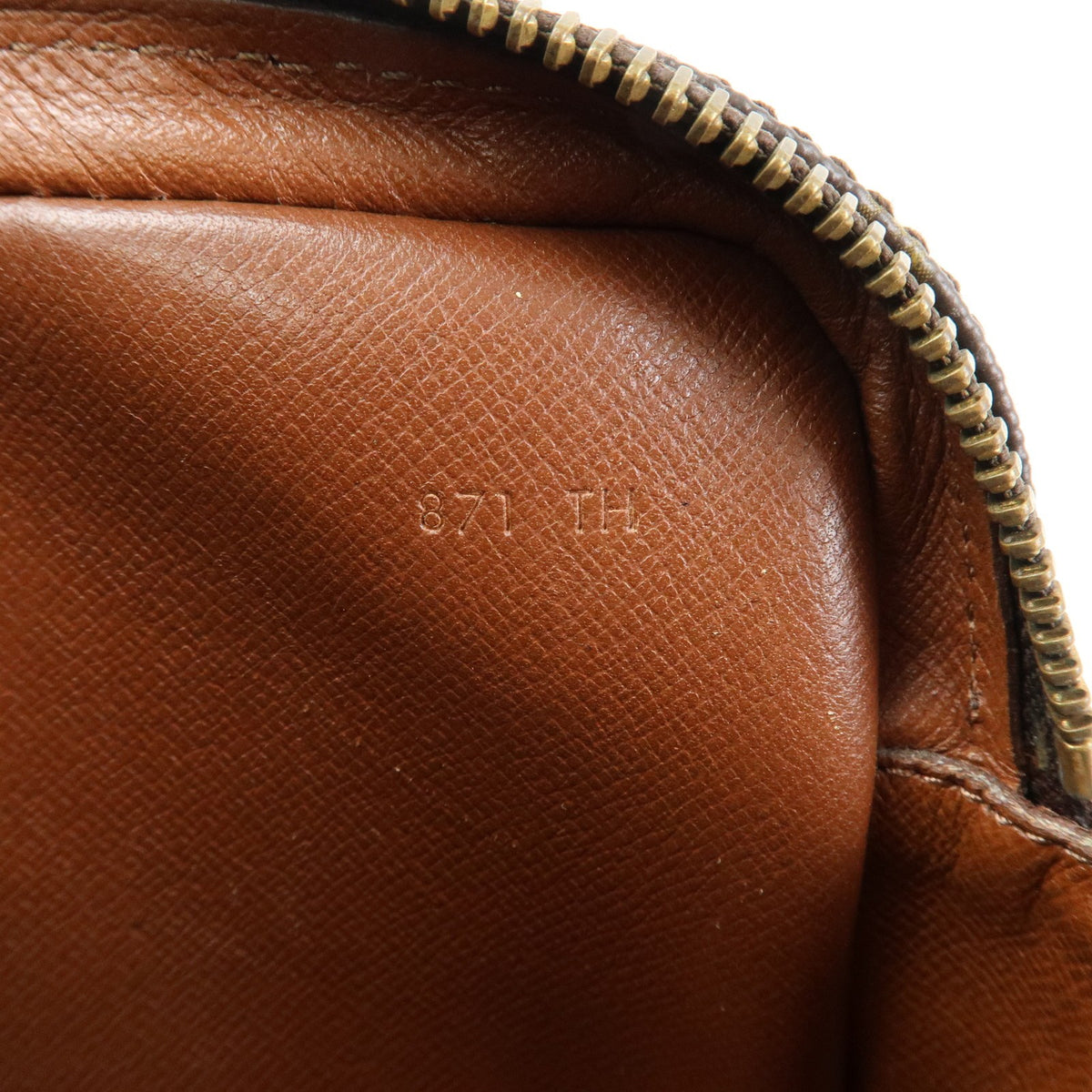 Louis Vuitton Marly Dragonne Clutch Monogram Canvas, Brown, Canvas, Clutch