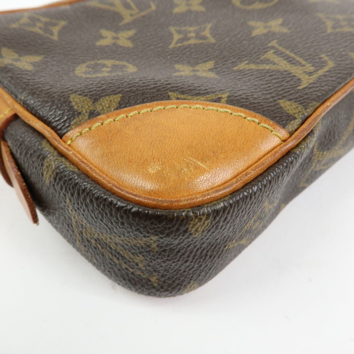 Louis Vuitton Marly Dragonne Clutch Monogram Canvas, Brown, Canvas, Clutch