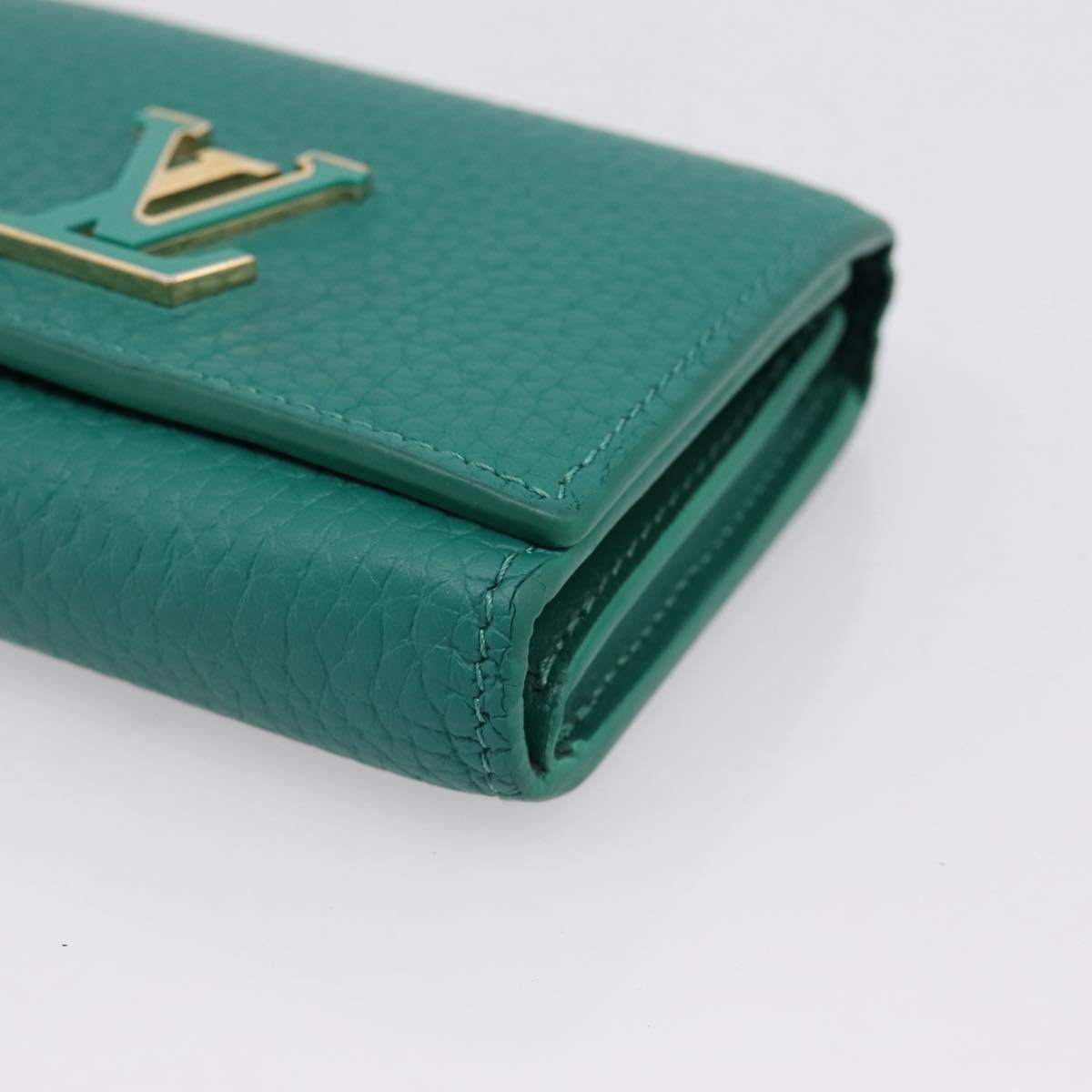 Louis Vuitton Capucines Leather, Green, Leather, Wallet