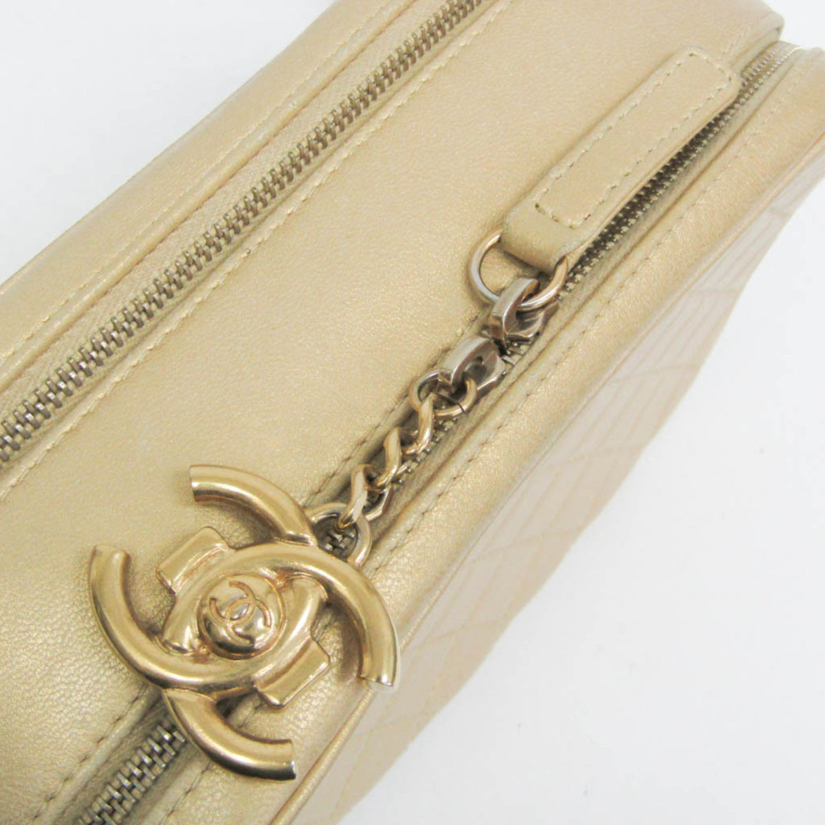 Chanel Vintage Camera Tassel Quilted Leather, Gold, Leather, Handbag