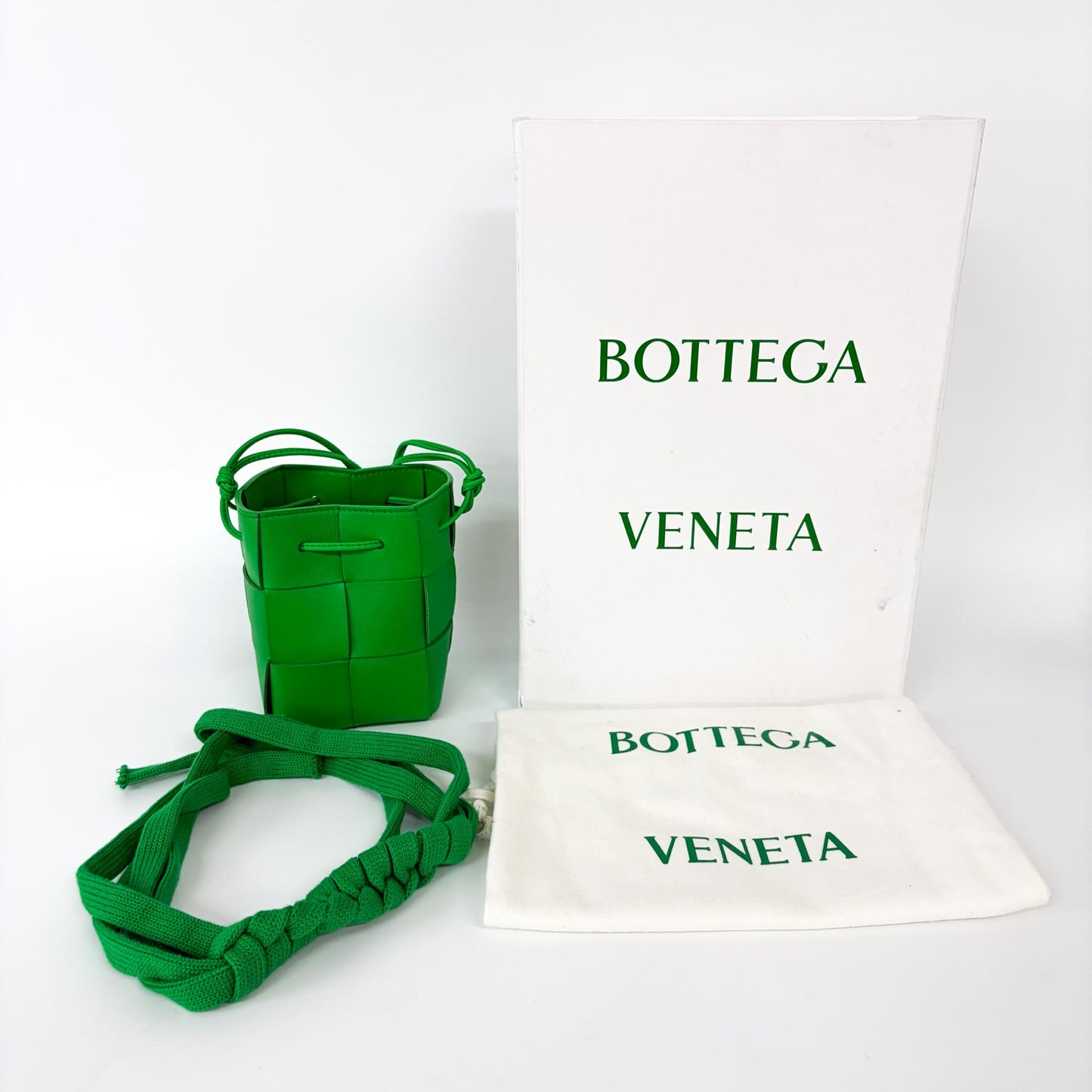 Bottega Veneta Cassette Bucket Bag Maxi Intrecciato Leather with Beaded Details, Green, Leather, Handbag