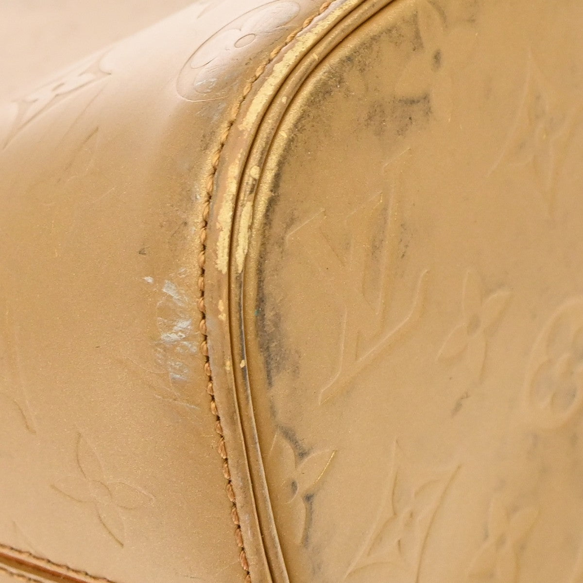 Louis Vuitton Mat Stockton Monogram Vernis, Gold, Patent Leather, Shoulder Bag