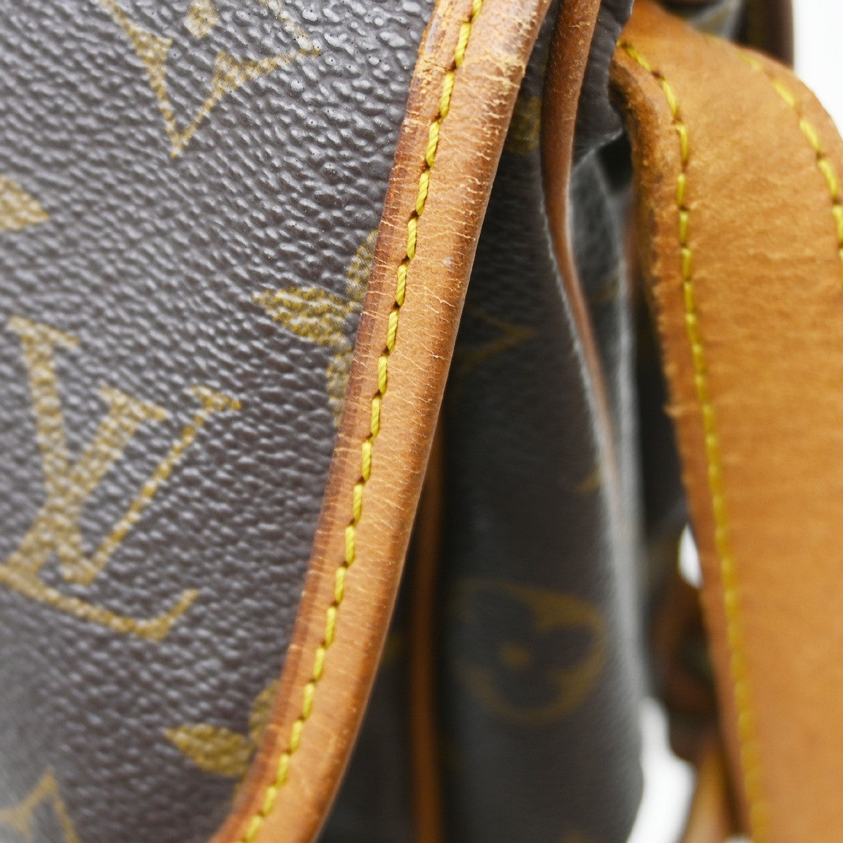 Louis Vuitton Saumur Canvas, Brown, Canvas, Shoulder Bag