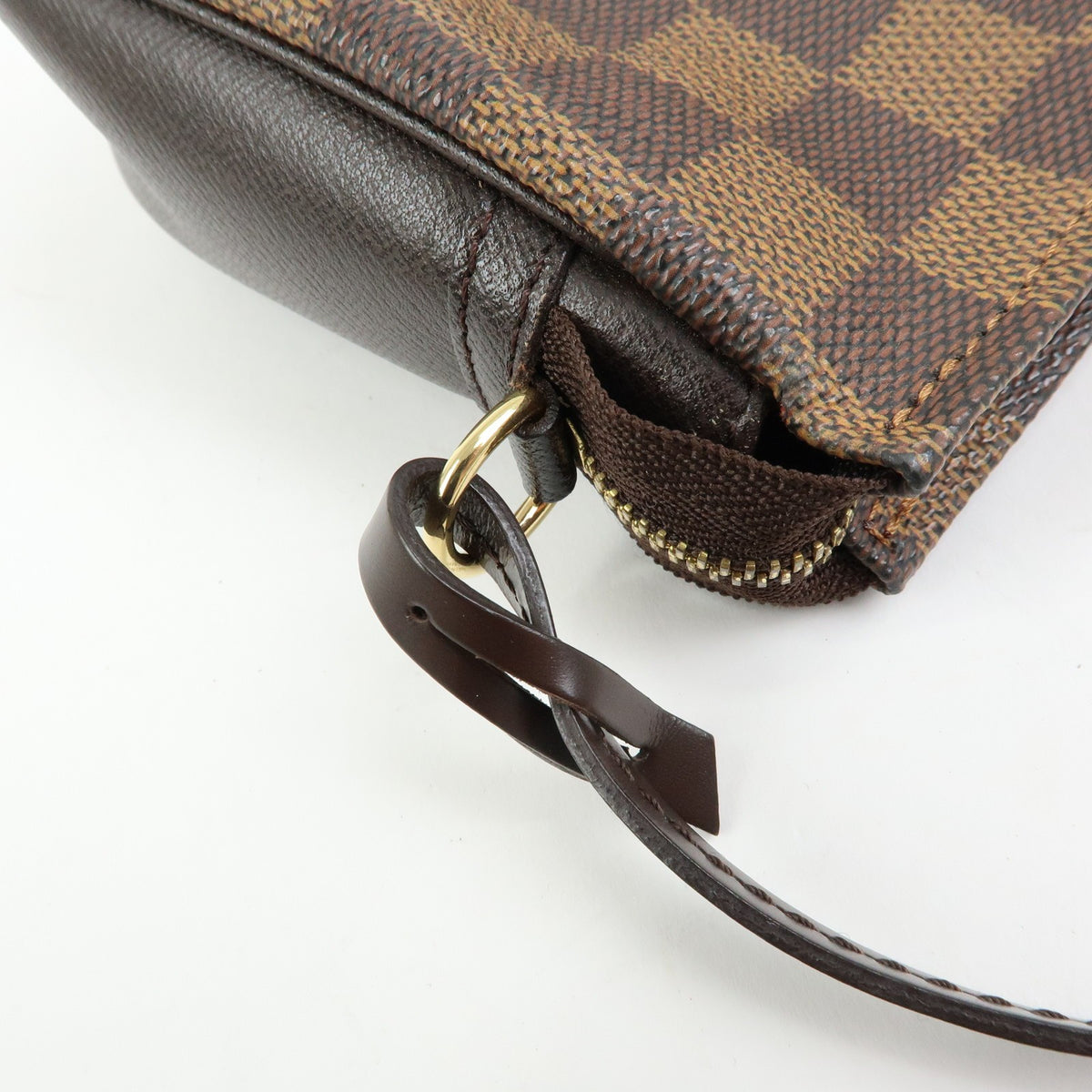 Louis Vuitton Trousse Make Up Damier, Brown, Canvas, Clutch