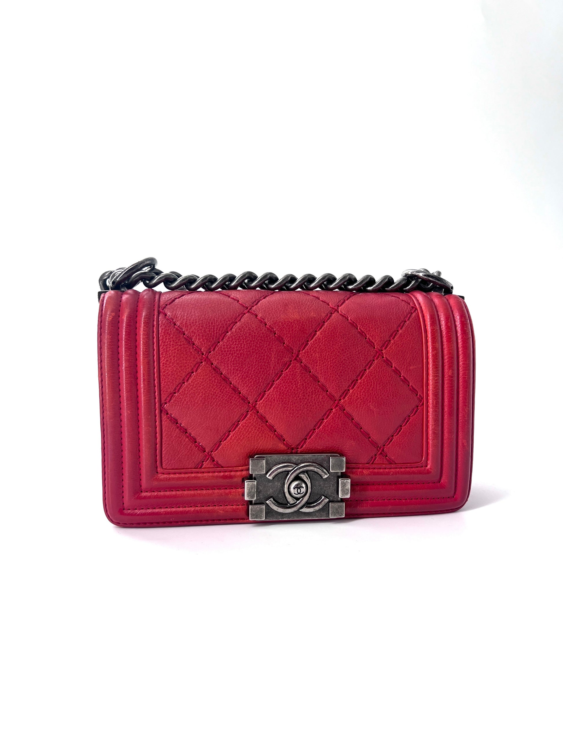 Chanel Boy Flap Bag Quilted Lambskin, RED, LEATHER, Shoulder bag