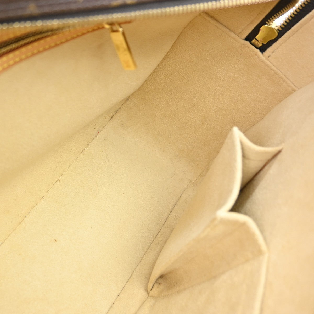 Louis Vuitton Cite Monogram Canvas, Brown, Canvas, Handbag