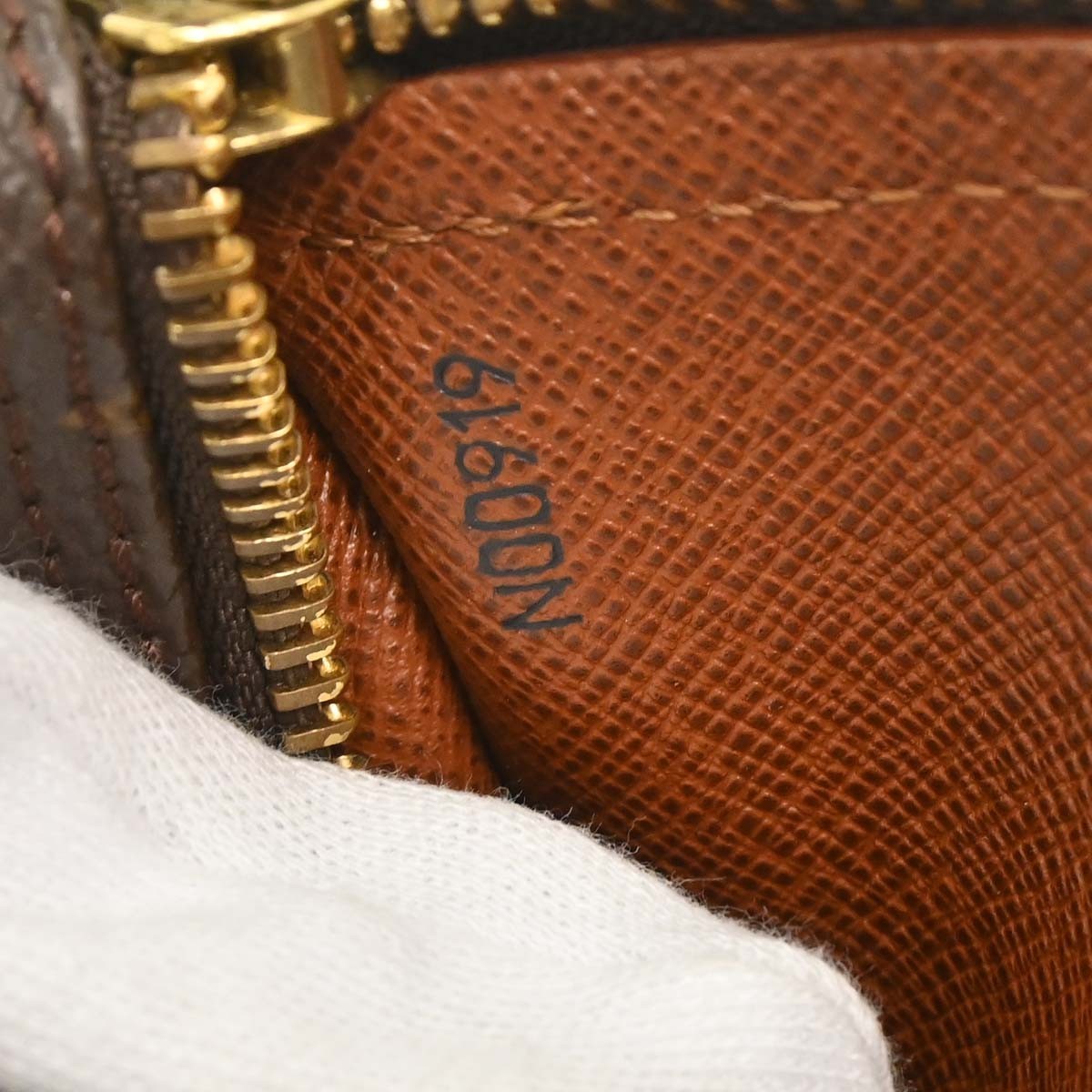 Louis Vuitton Papillon Monogram Canvas, Brown, Canvas, Handbag