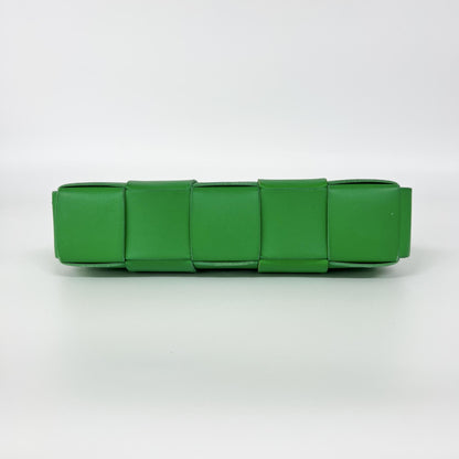 Bottega Veneta Cassette Maxi Intrecciato Leather, Green, Leather, Shoulder Bag