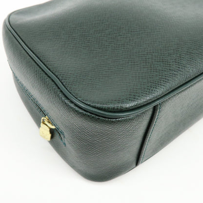 Louis Vuitton Toiletry Pouch Taiga Leather, Green, Leather, Clutch