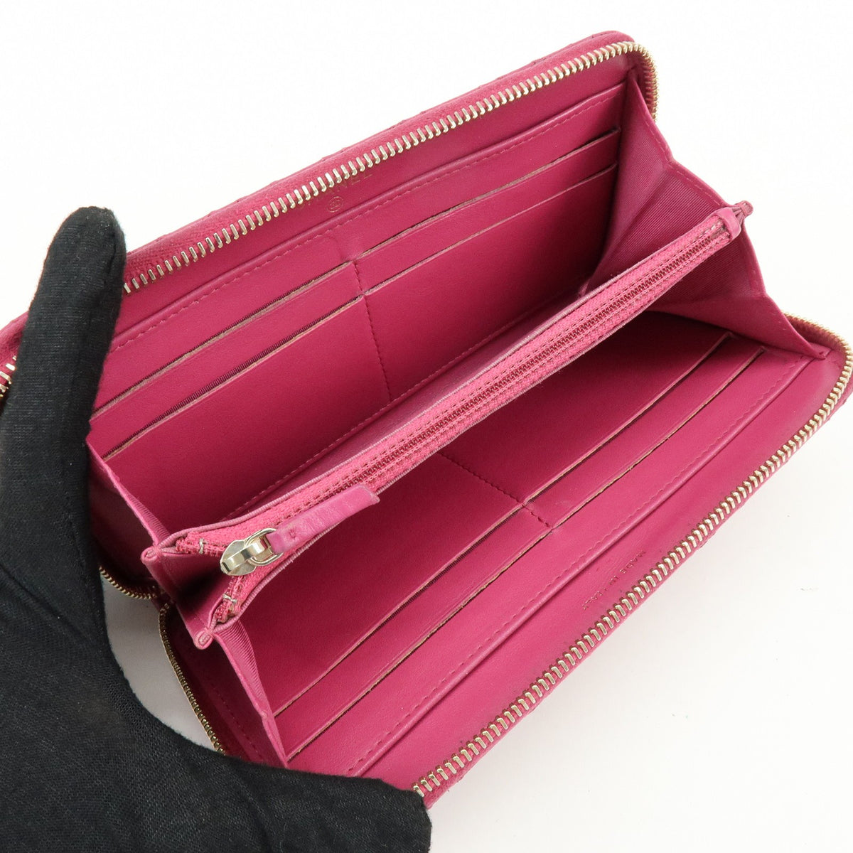 Chanel Zip Around Camellia Patent, Pink, Calfskin, Wallet