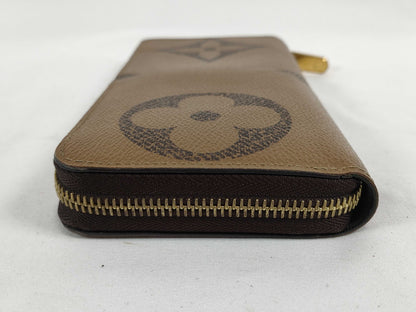Louis Vuitton Zippy Reverse Monogram Giant, Brown, Leather, Wallet