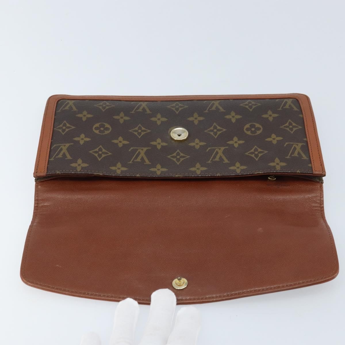 Louis Vuitton Dame Pochette Monogram Canvas, Brown, Canvas, Clutch
