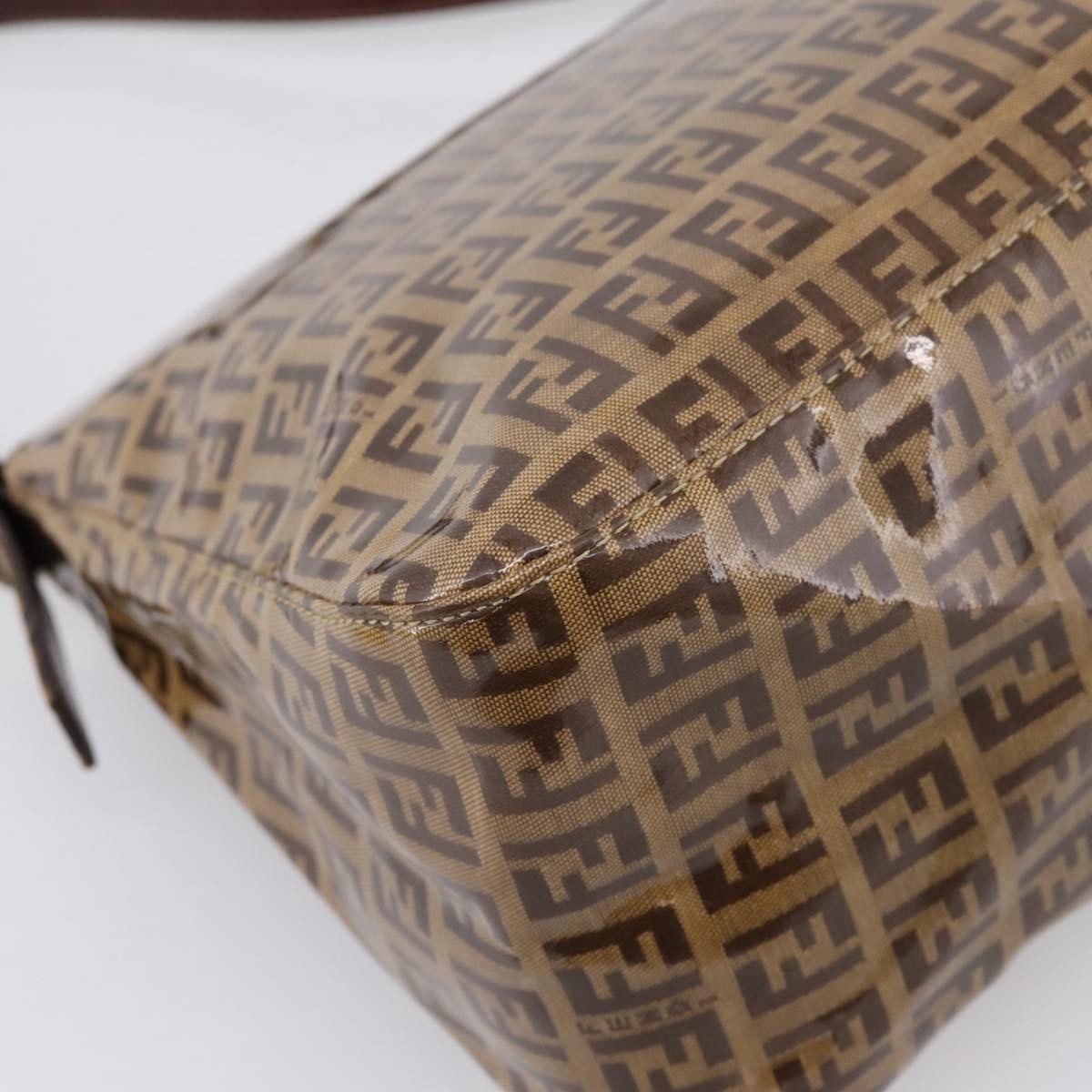 Fendi Baguette Patent Leather, Beige, Patent Leather, Handbag