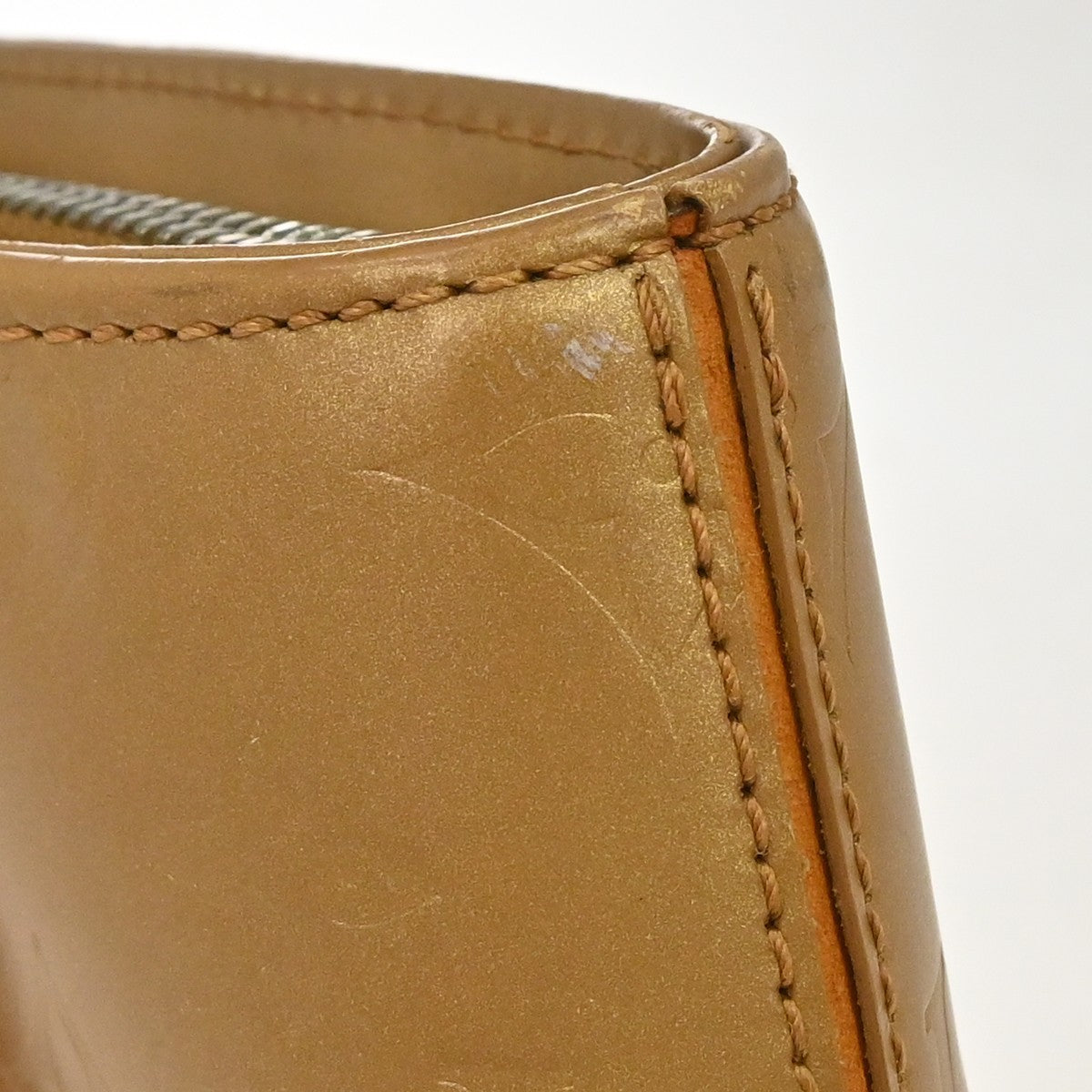 Louis Vuitton Mat Stockton Monogram Vernis, Gold, Patent Leather, Shoulder Bag