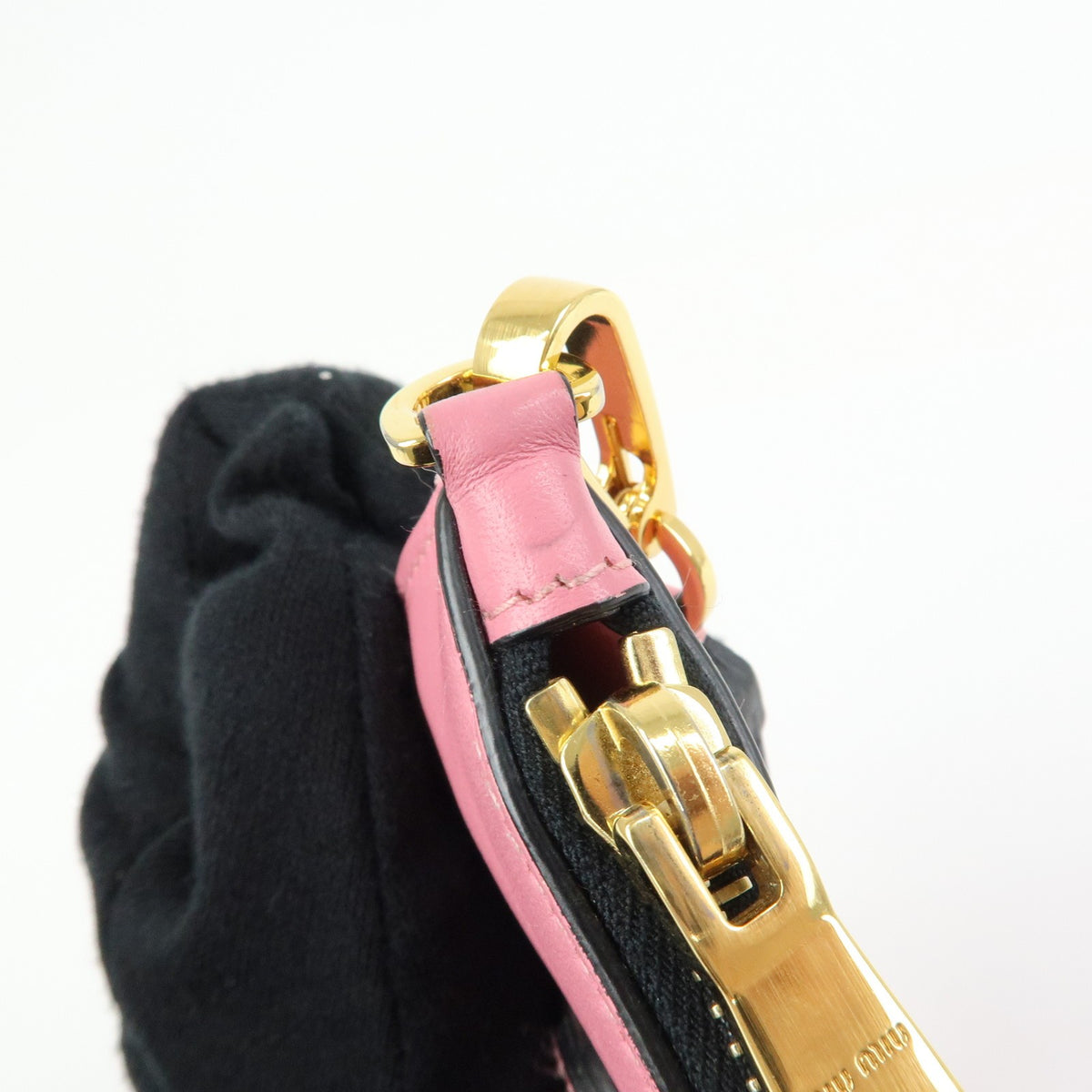 Miu Miu Logo Chain Clutch Shearling, Pink, Leather, Clutch