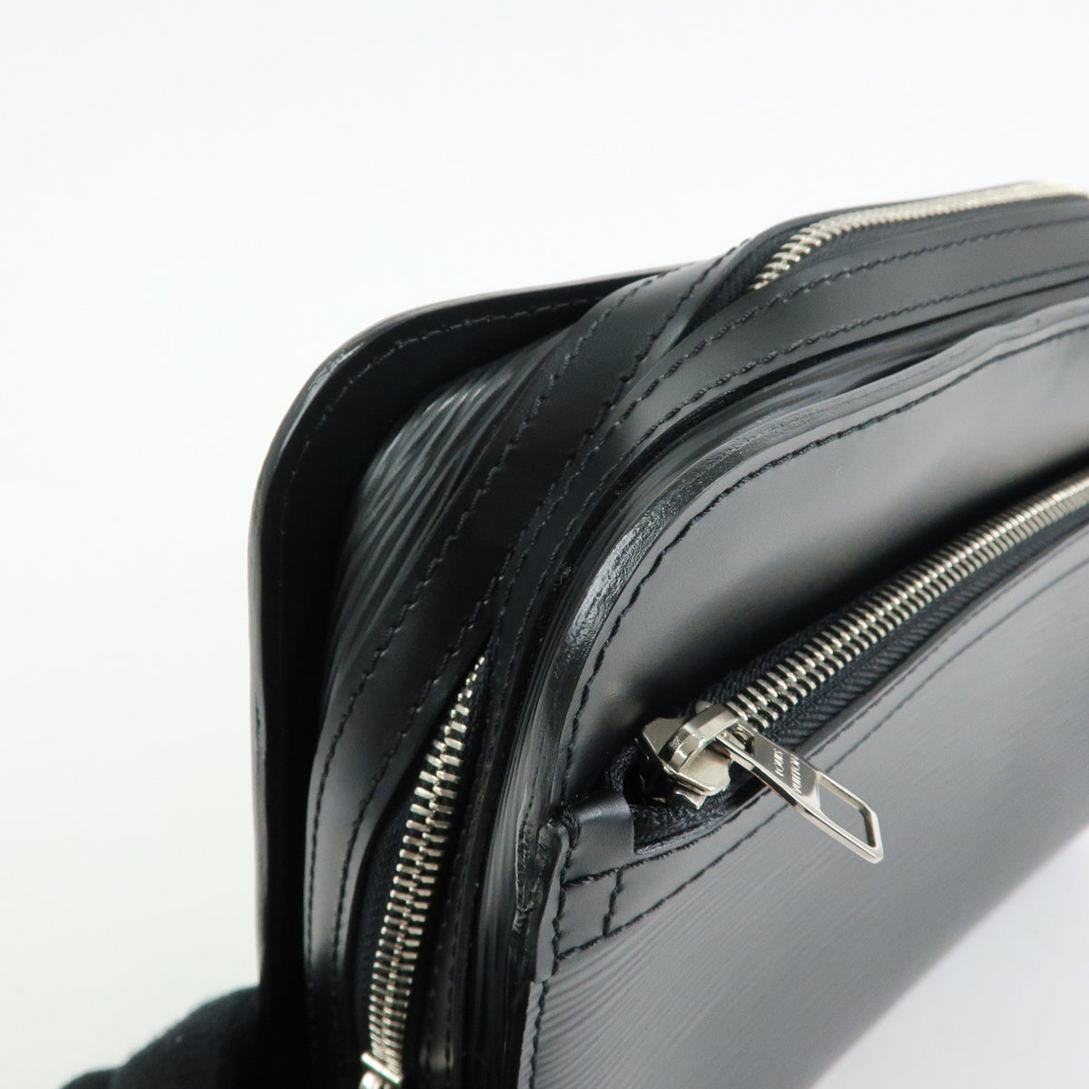 Louis Vuitton Hoche Clutch Epi Leather, Black, Leather, Clutch
