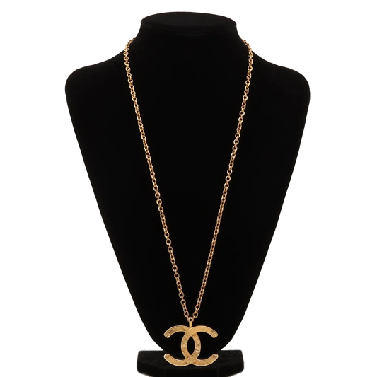 Chanel CC Flower Pendant Necklace Metal with Faux Pearls and Enamel, GOLD, METAL, Necklace