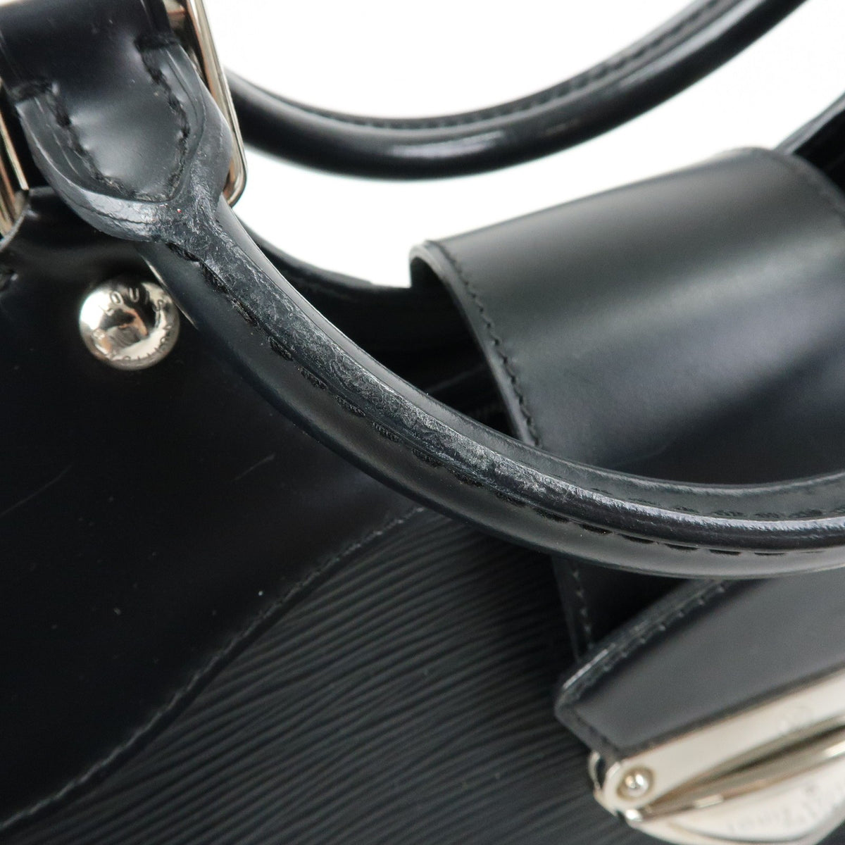 Louis Vuitton Montaigne Sac Epi Leather, Black, Leather, Handbag