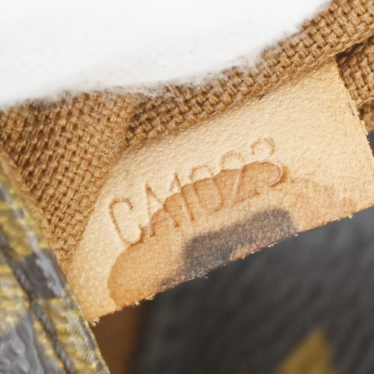Louis Vuitton Pochette Gange Monogram Canvas, Brown, Canvas, Clutch