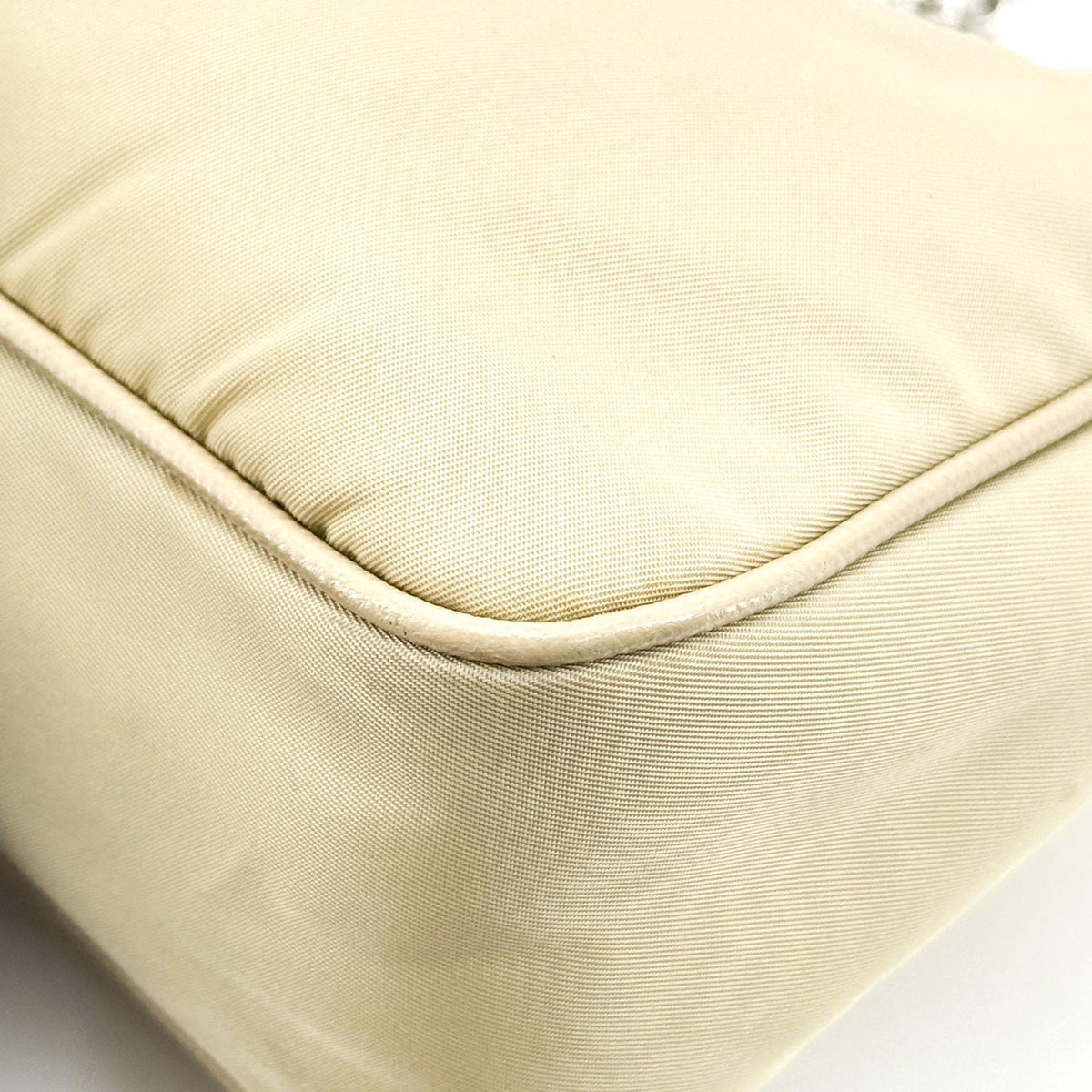 Prada Re-Edition 2005 Tessuto, Beige, Nylon, Shoulder Bag