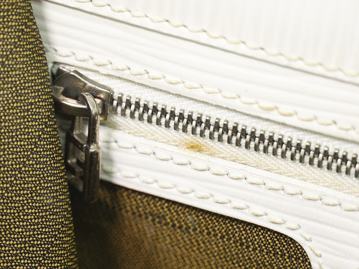 Fendi Vintage Handbag Leather, White, Leather, Handbag