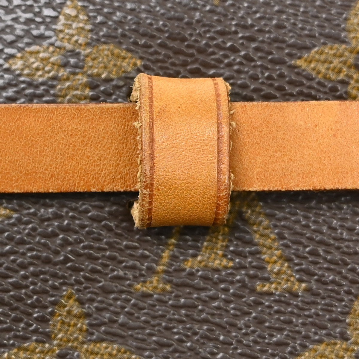 Louis Vuitton Florentine Waist Monogram Canvas, Brown, Canvas, Clutch