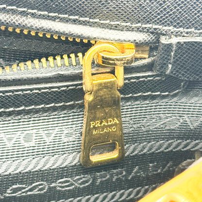 Prada Galleria  Strap Leather, Black, Leather, Handbag