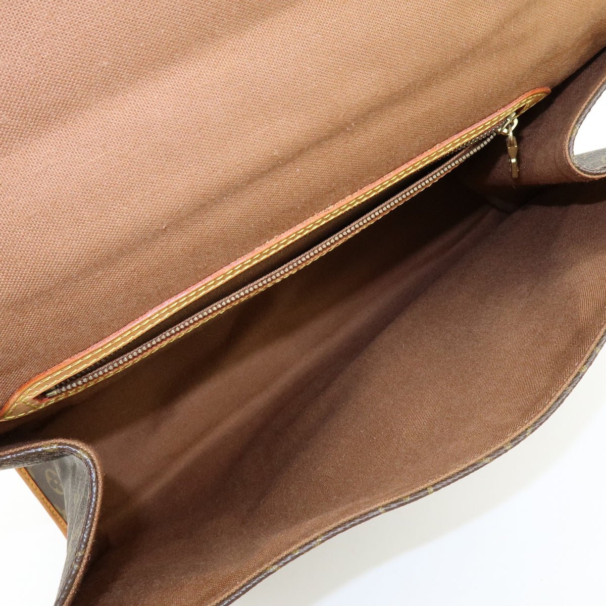 Louis Vuitton Beverly Monogram Canvas, Brown, Canvas, Handbag