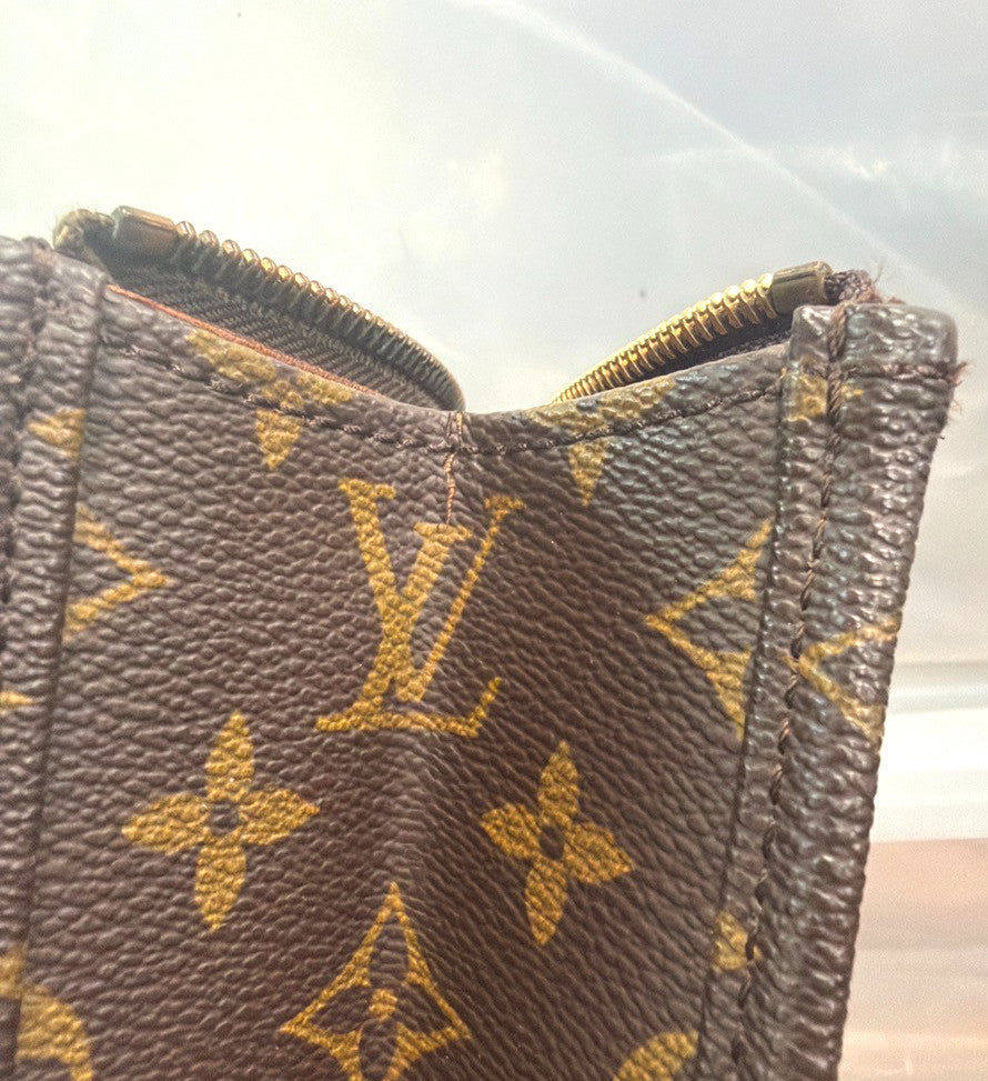 Louis Vuitton Poche Documents Monogram Canvas, Brown, Canvas, Briefcase