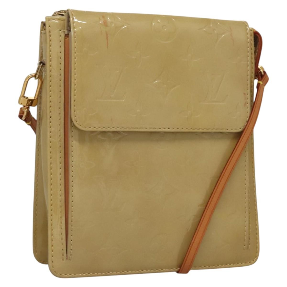 Louis Vuitton Mott Monogram Vernis, Beige, Patent Leather, Clutch