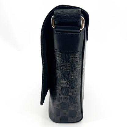 Louis Vuitton Daniel Messenger Damier Graphite, Black, Canvas, Shoulder Bag