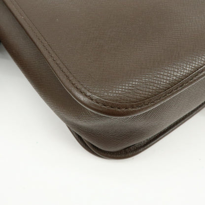 Louis Vuitton Andrei Messenger Taiga Leather, Brown, Leather, Handbag