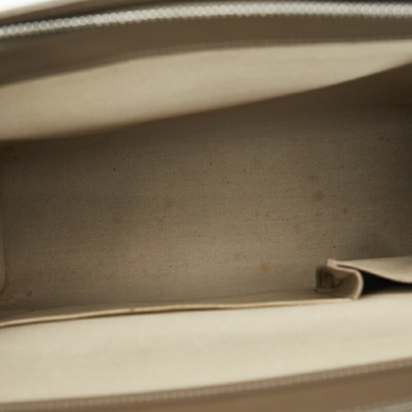 Louis Vuitton Croisette, Beige, Leather, handbag