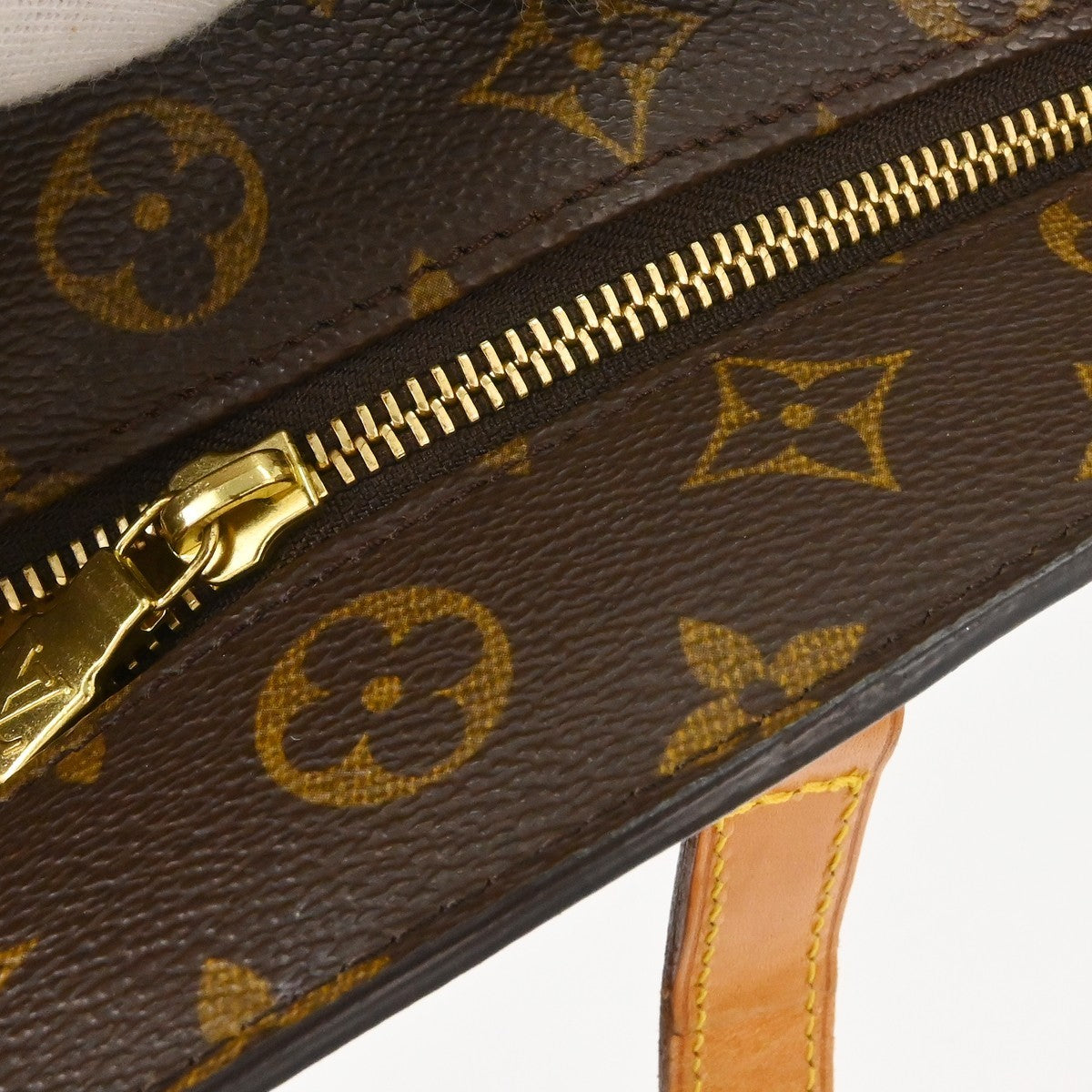 Louis Vuitton Babylone Monogram Canvas, Brown, Canvas, Handbag