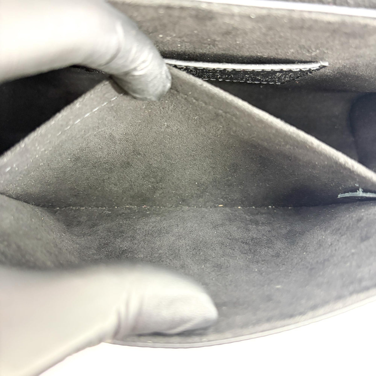 Louis Vuitton Twist Epi Leather, Black, Leather, Handbag