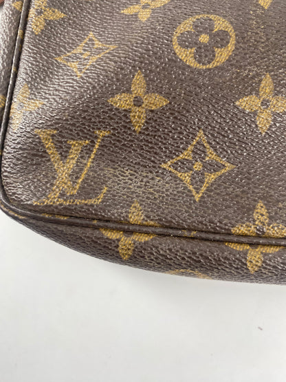 Louis Vuitton Pochette Accessoires Monogram Canvas, BROWN, CANVAS, Clutche & pouche