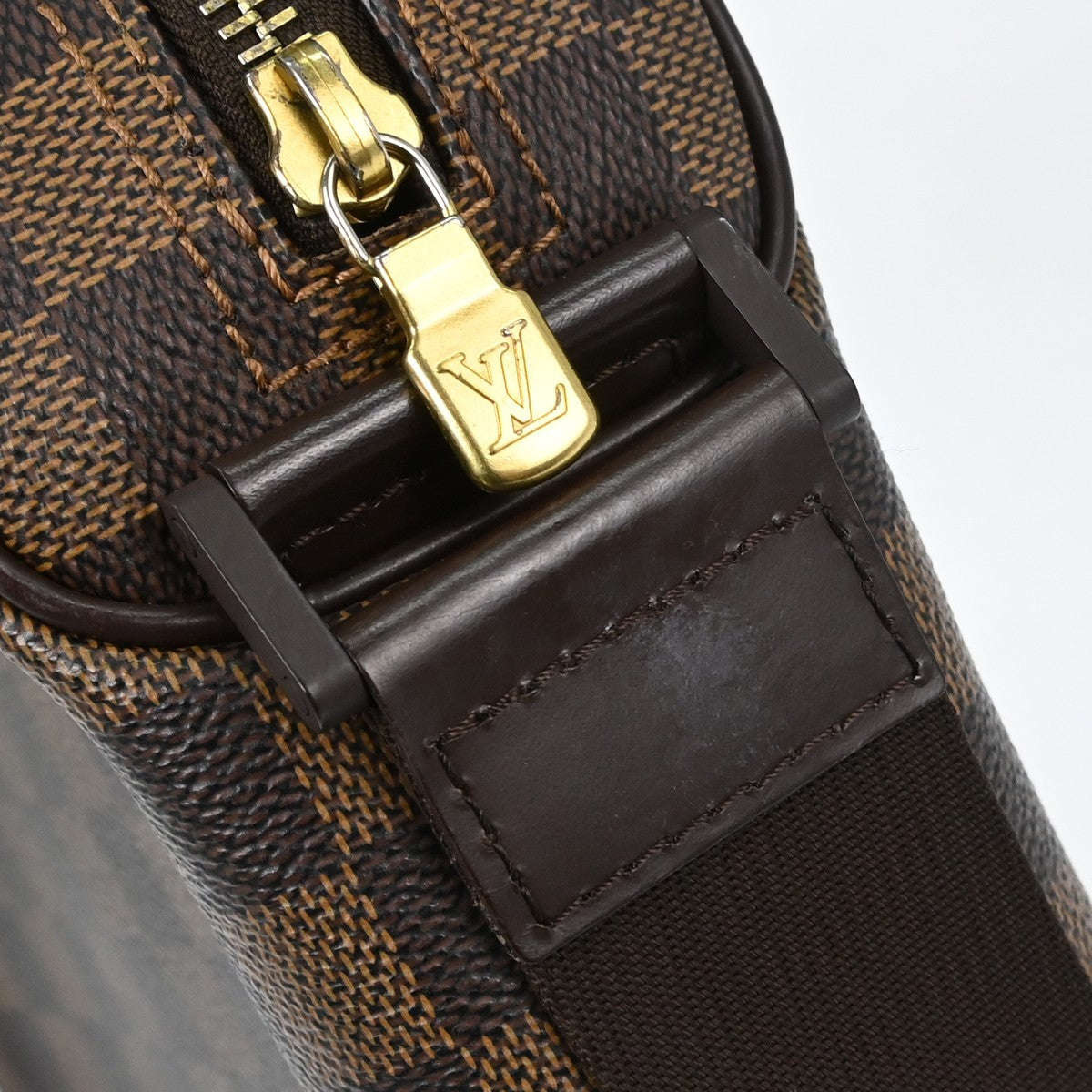 Louis Vuitton Olav Damier, Brown, Canvas, Handbag