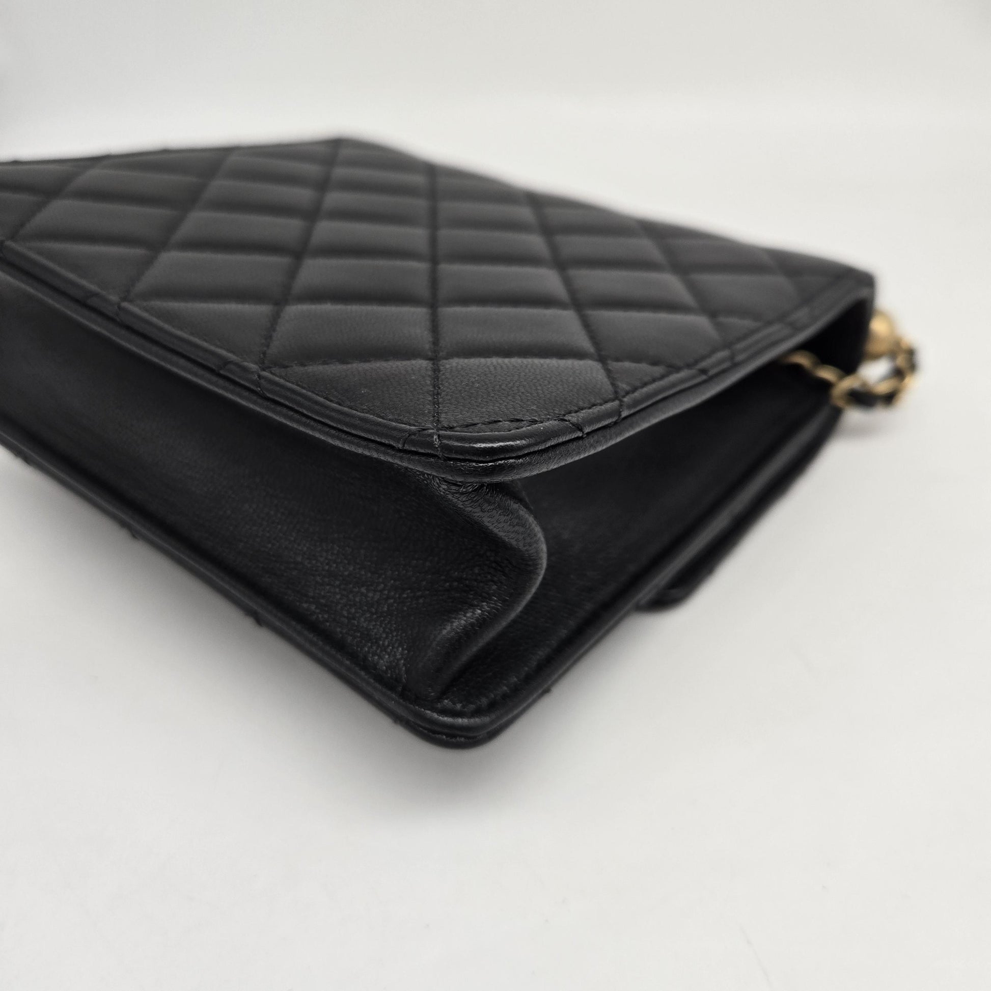 Chanel Chic Pearls Flap Clutch with Chain Quilted Lambskin, Black, Leather, Crossbody Bag
