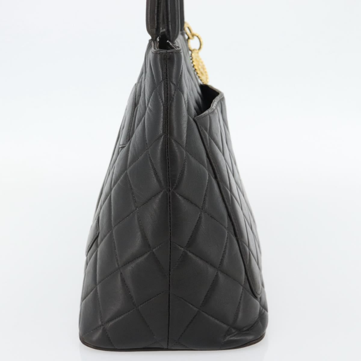 Chanel Matelassé Lambskin leather, Black, Leather, Tote Bag