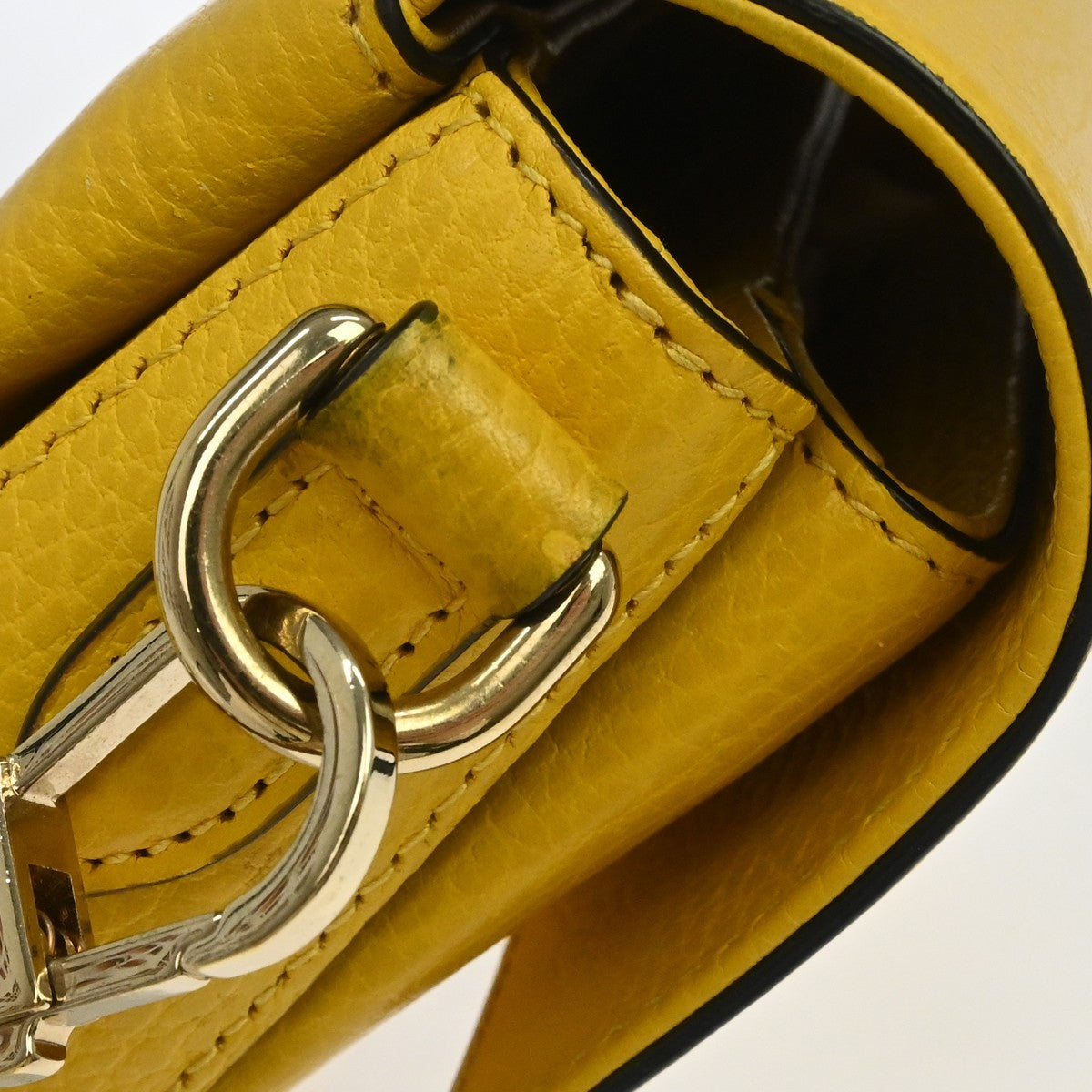 Gucci Interlocking Chain Leather, Yellow, Leather, Shoulder Bag