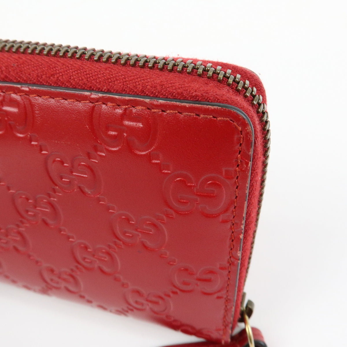 Gucci Cherries Wallet on Chain Guccissima Leather, Red, Leather, Crossbody Bag
