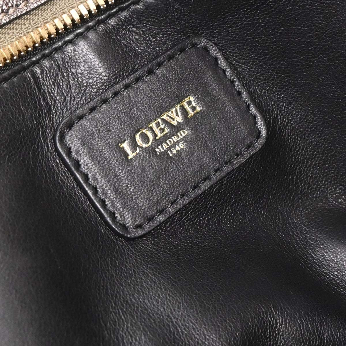Loewe Amazona Leather, Gold, Leather, Handbag
