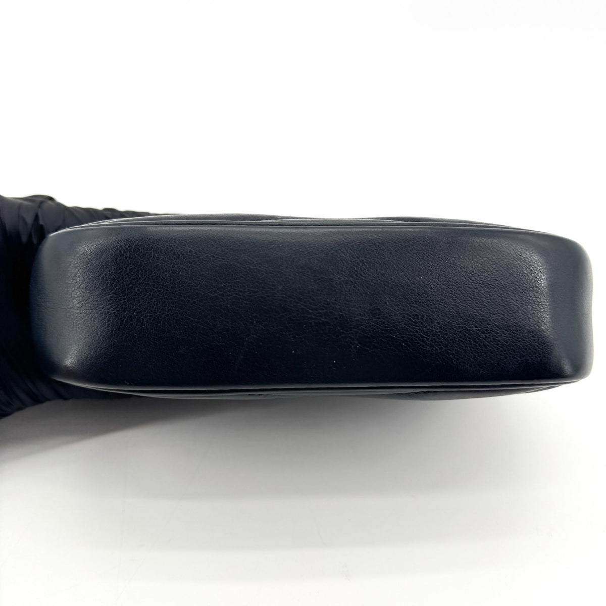 Louis Vuitton New Wave Multi Pochette Quilted Leather, Black, Leather, Clutch