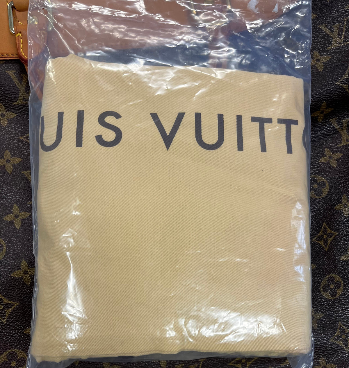 Louis Vuitton Alize Monogram, Brown, Canvas, Travel Bag