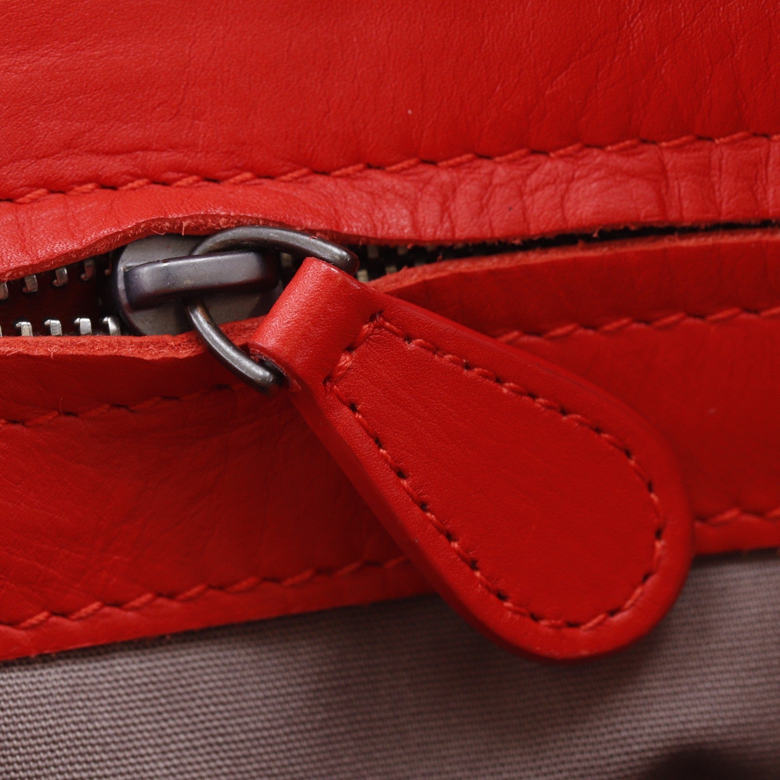 Bottega Veneta Intrecciato Shoulder Leather, Red, Calfskin, Shoulder Bag
