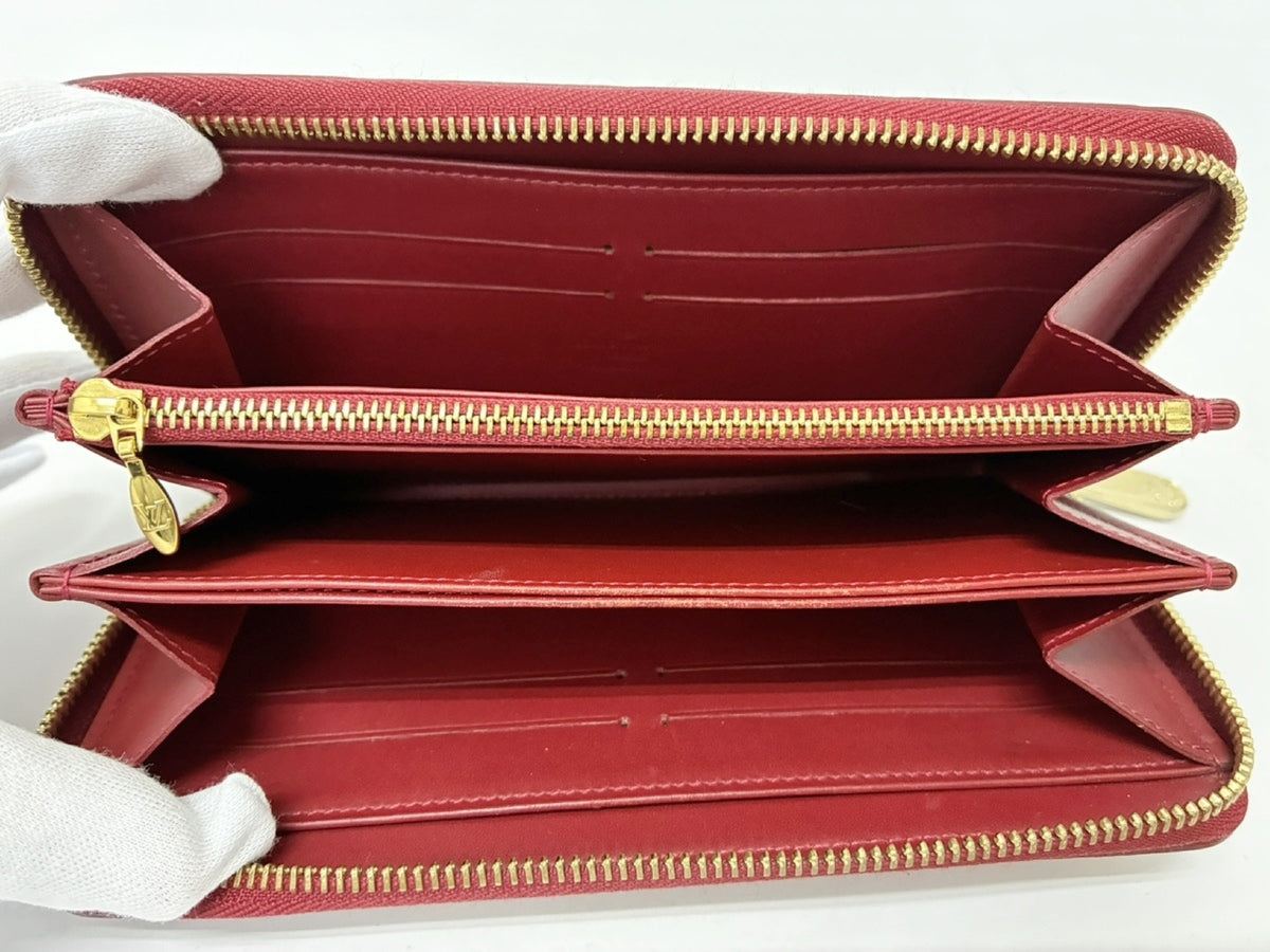 Louis Vuitton Zippy Monogram Vernis, Red, Patent Leather, Wallet