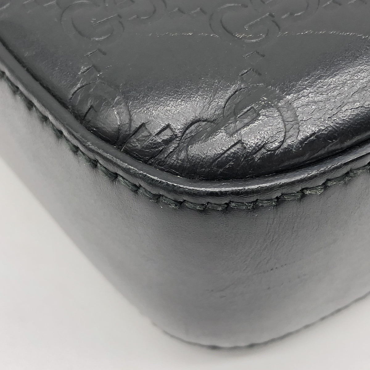 Gucci Buckle Flap Messenger Guccissima Leather, Black, Leather, Shoulder Bag