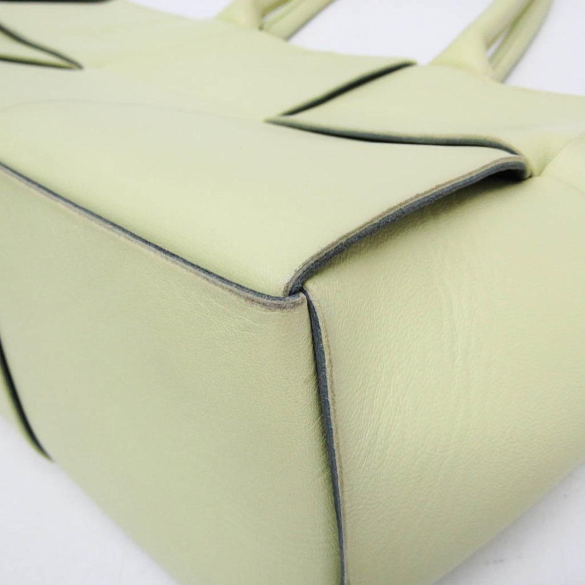 Bottega Veneta Arco Maxi Intrecciato Leather, Green, Leather, Tote Bag